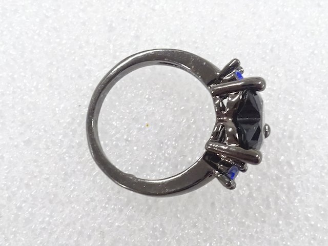  色石　指輪(7.5号)